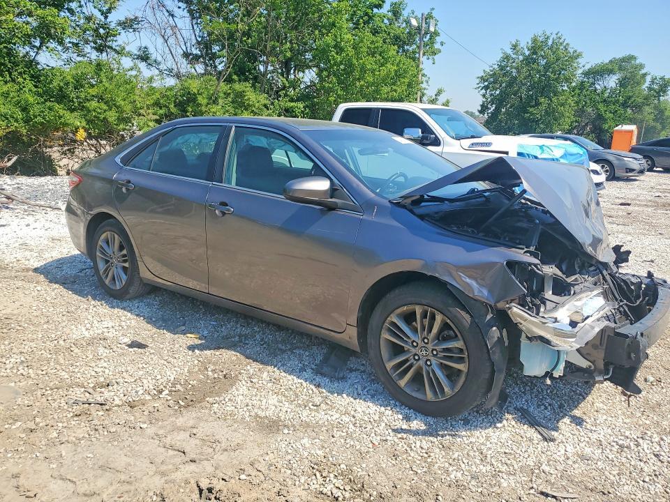 2016 TOYOTA CAMRY SE — Фото 4 из 12