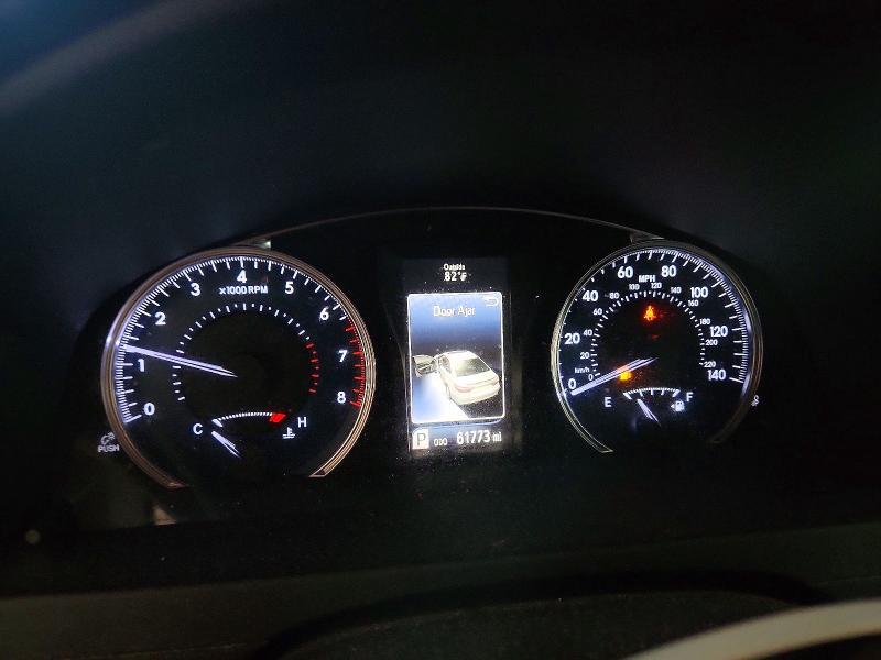 2016 TOYOTA CAMRY LE — Фото 9 из 13