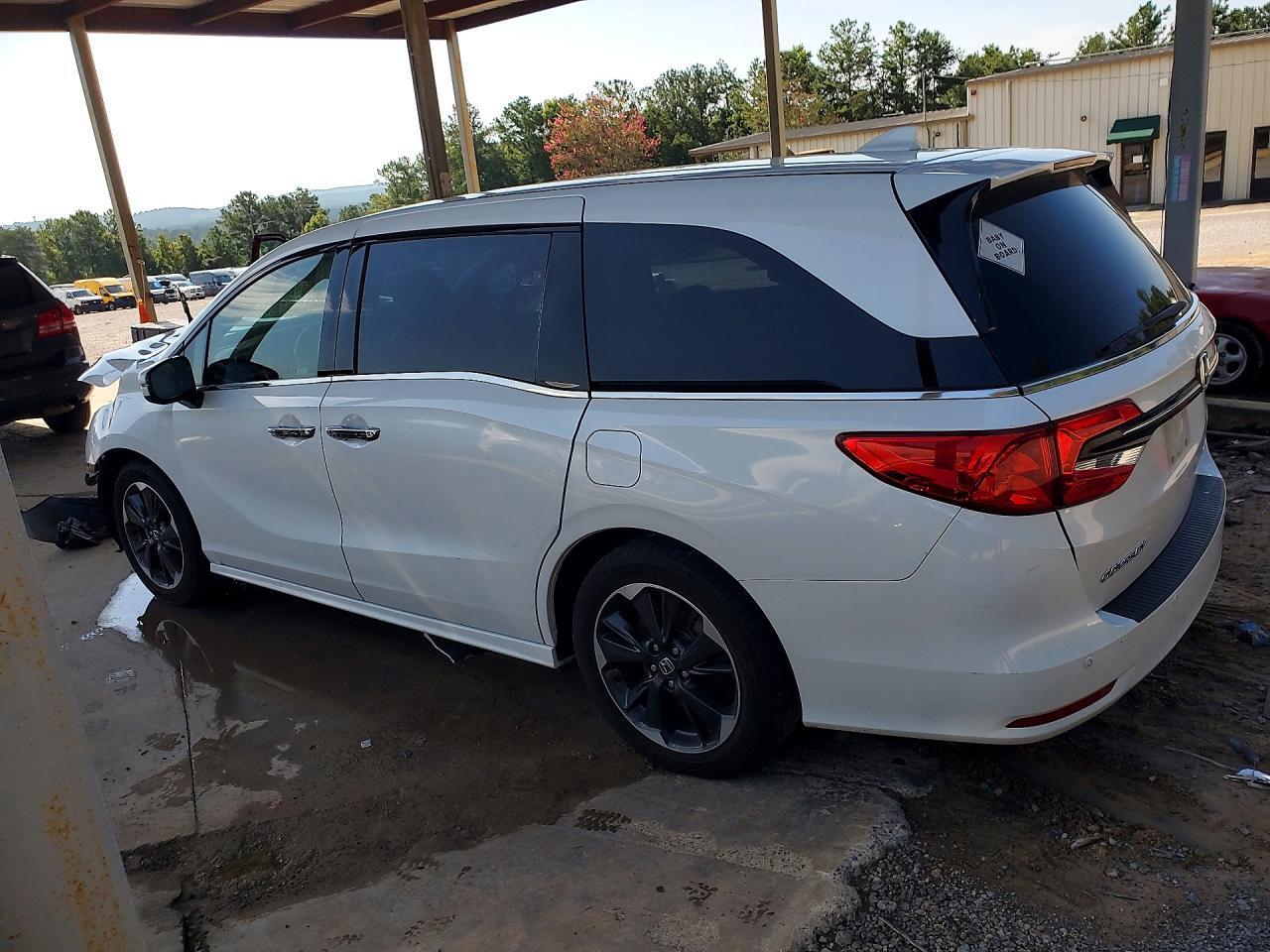 5FNRL6H97NB017584 2022 HONDA ODYSSEY photo no. 2
