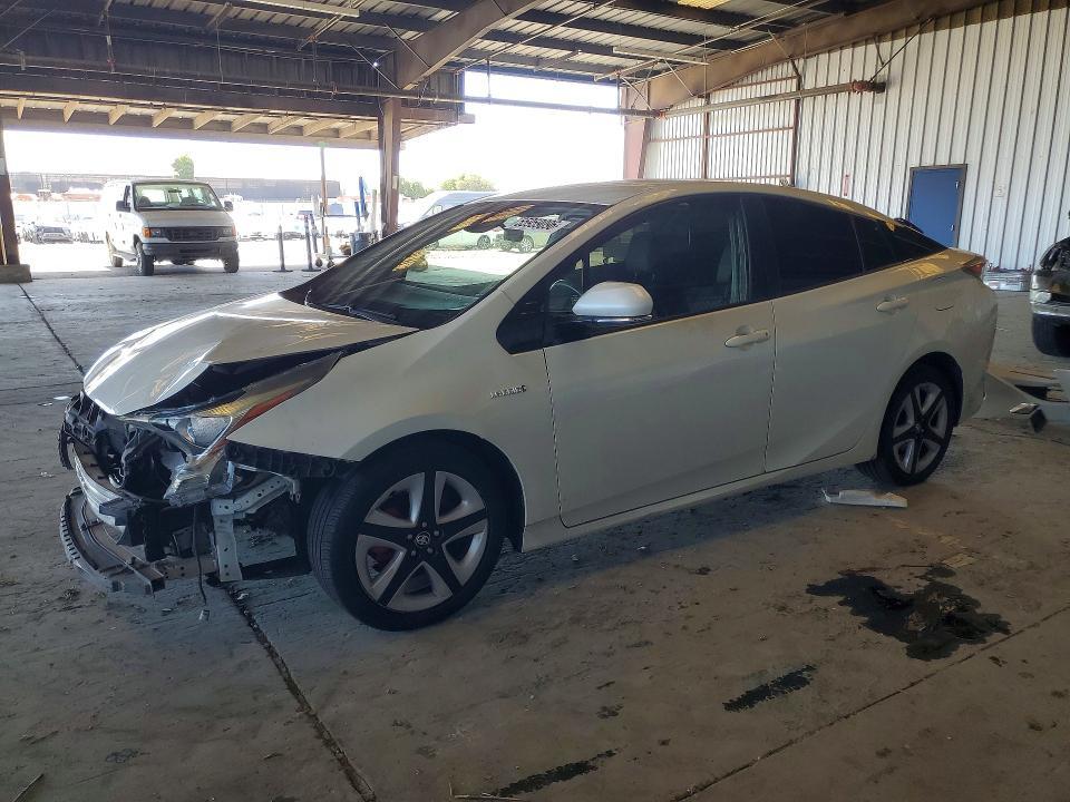 2016 TOYOTA PRIUS JTDKARFU0G3017362