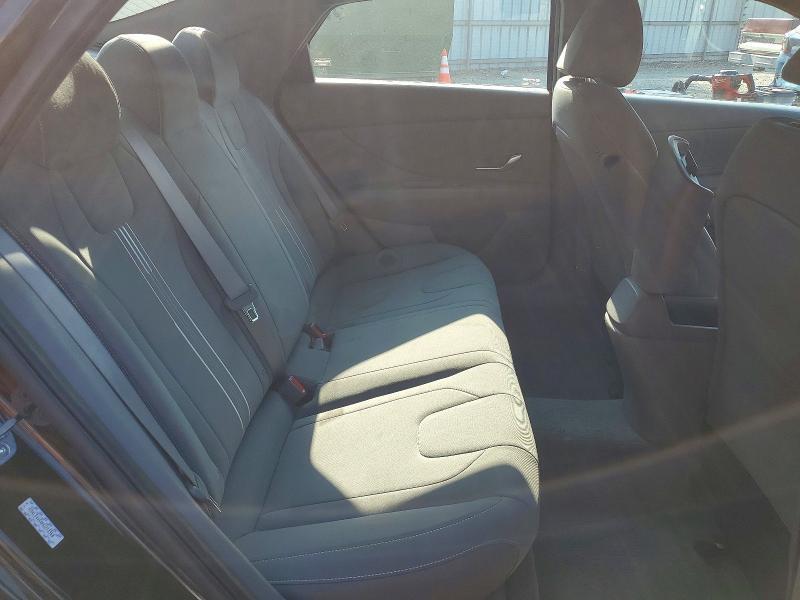 2022 HYUNDAI ELANTRA SEL — Фото 10 из 13