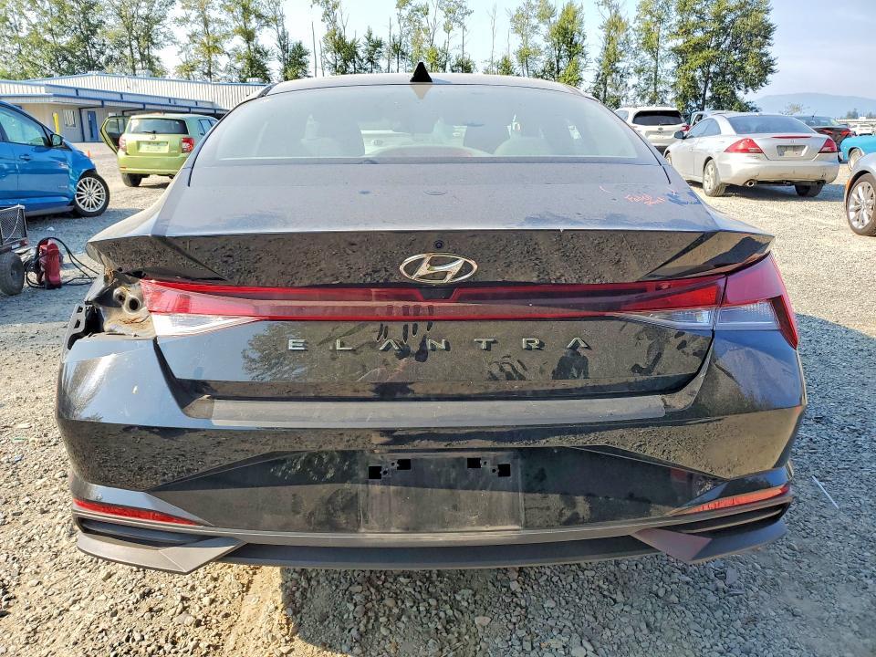 2022 HYUNDAI ELANTRA SEL — Фото 6 из 13