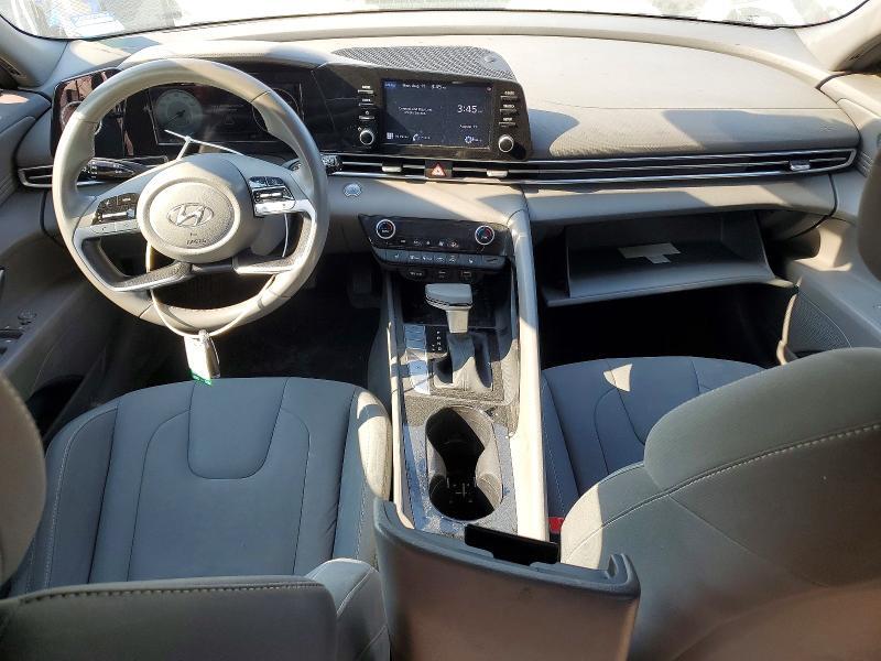2022 HYUNDAI ELANTRA SEL — Фото 8 из 13