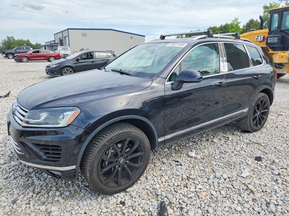 2016 VOLKSWAGEN TOUAREG WVGEF9BP2GD001412