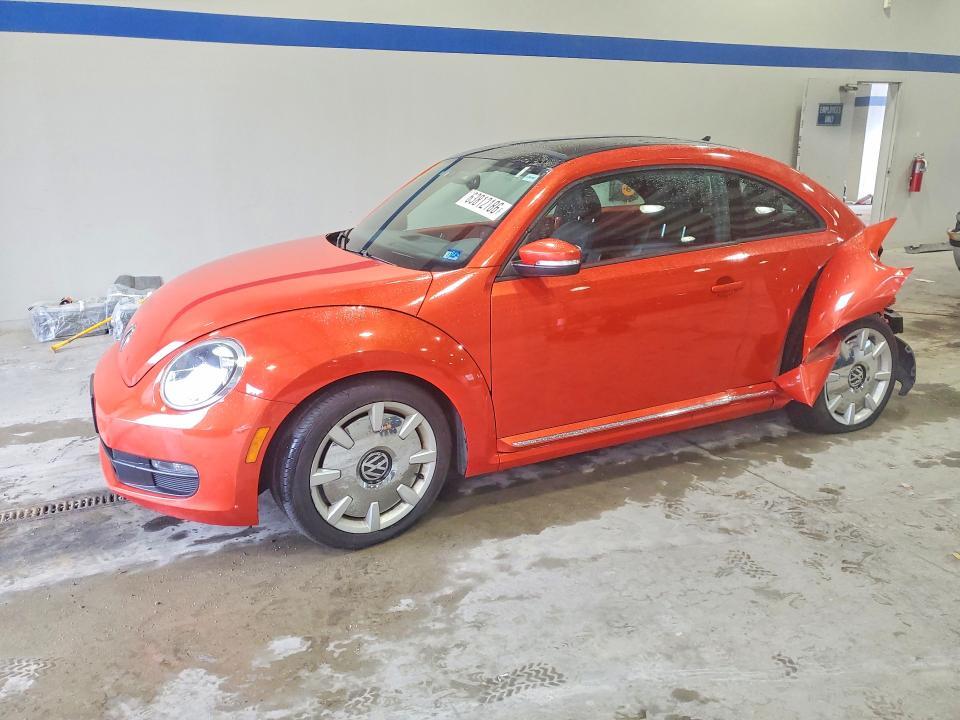 2016 VOLKSWAGEN BEETLE 3VWJ17AT5GM617773