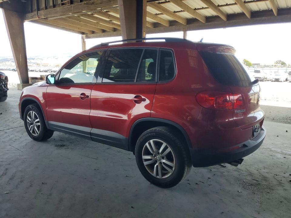 2016 VOLKSWAGEN TIGUAN S — Фото 2 из 13