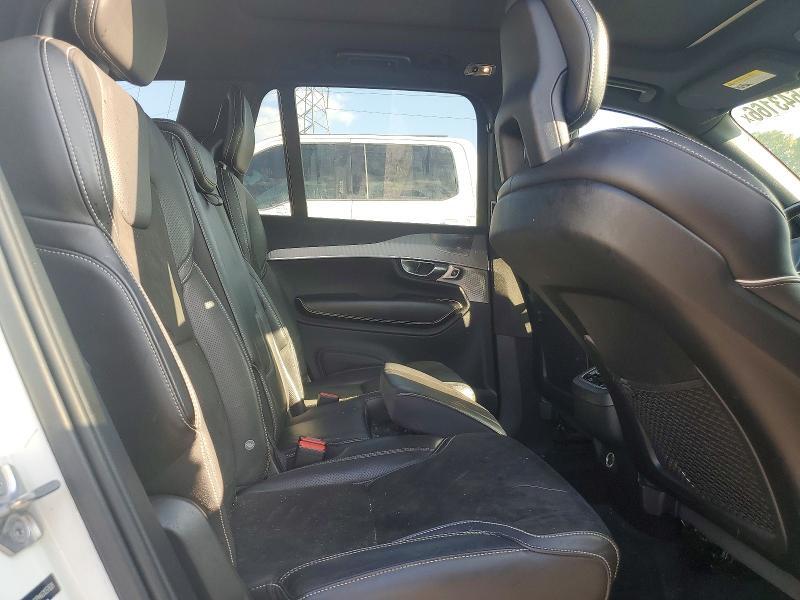 2016 VOLVO XC90 T6 — Фото 11 из 13