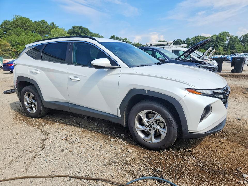 2022 HYUNDAI TUCSON SEL — Фото 4 из 13