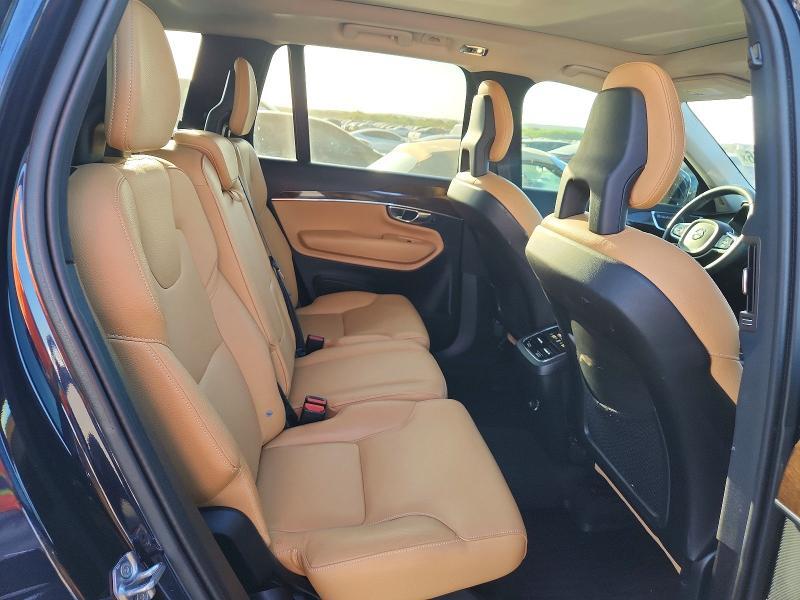 2016 VOLVO XC90 T6 — Фото 11 из 13