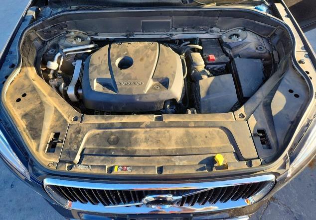 2016 VOLVO XC90 T6 — Фото 12 из 13