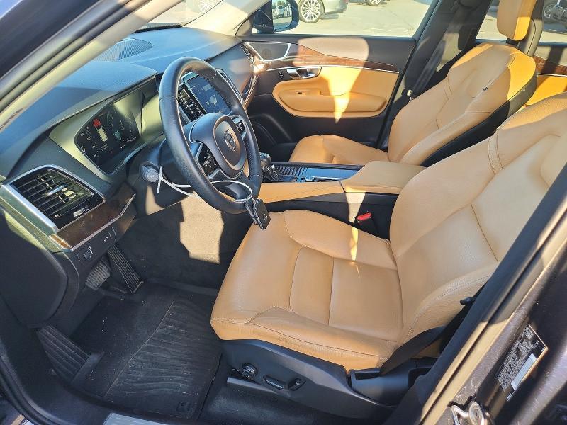 2016 VOLVO XC90 T6 — Фото 7 из 13