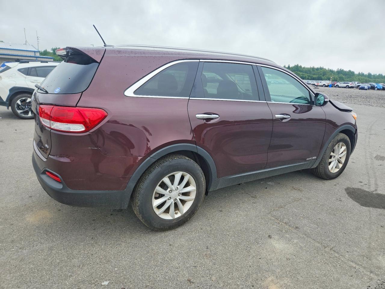 2017 KIA SORENTO LX V6 — Фото 3 из 13