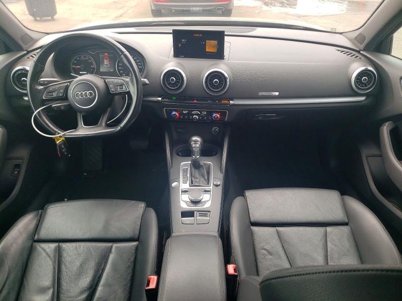 2017 AUDI A3 E-TRON PREMIUM — Фото 8 из 14