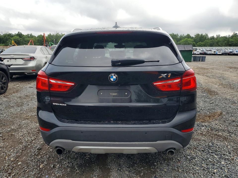 2017 BMW X1 XDRIVE28I — Фото 6 из 13