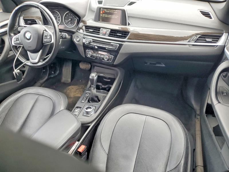 2017 BMW X1 XDRIVE28I — Фото 8 из 13