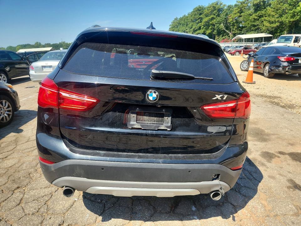 2017 BMW X1 XDRIVE28I — Фото 6 из 12