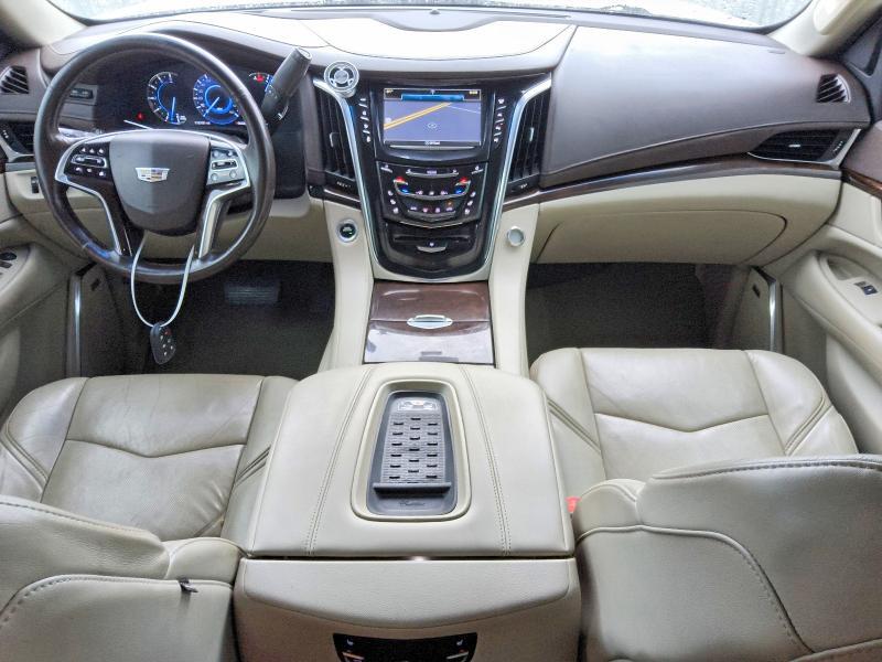 2017 CADILLAC ESCALADE LUXURY — Фото 8 из 14