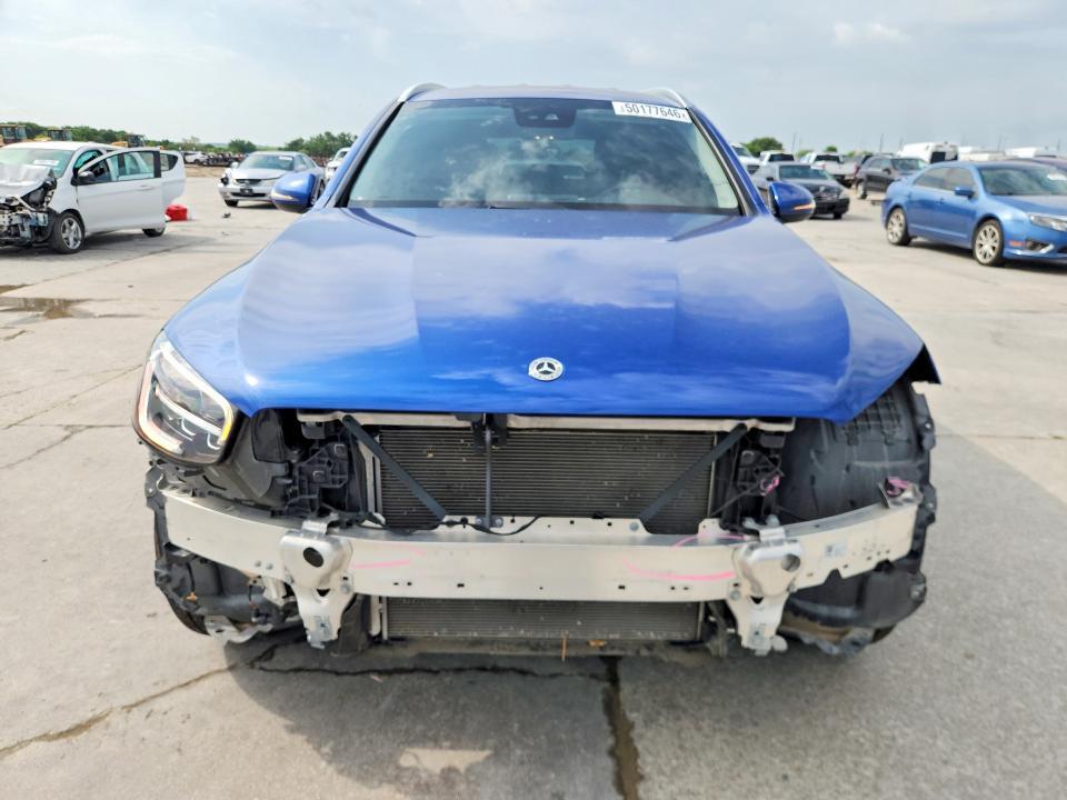 2022 MERCEDES-BENZ GLC 300 — Фото 5 из 15