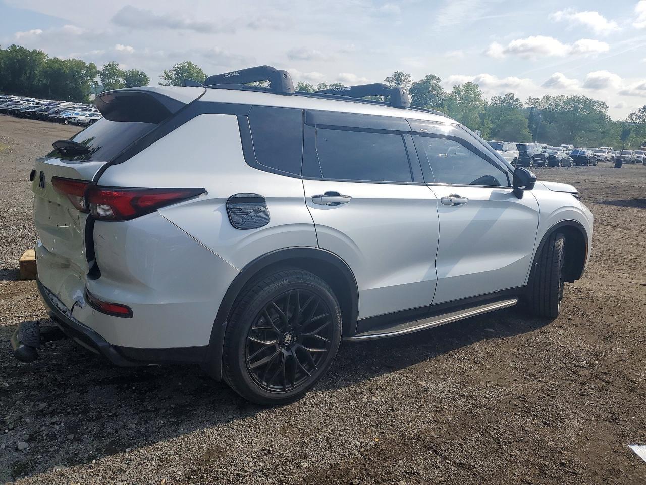 2022 MITSUBISHI OUTLANDER SEL — Фото 3 из 13