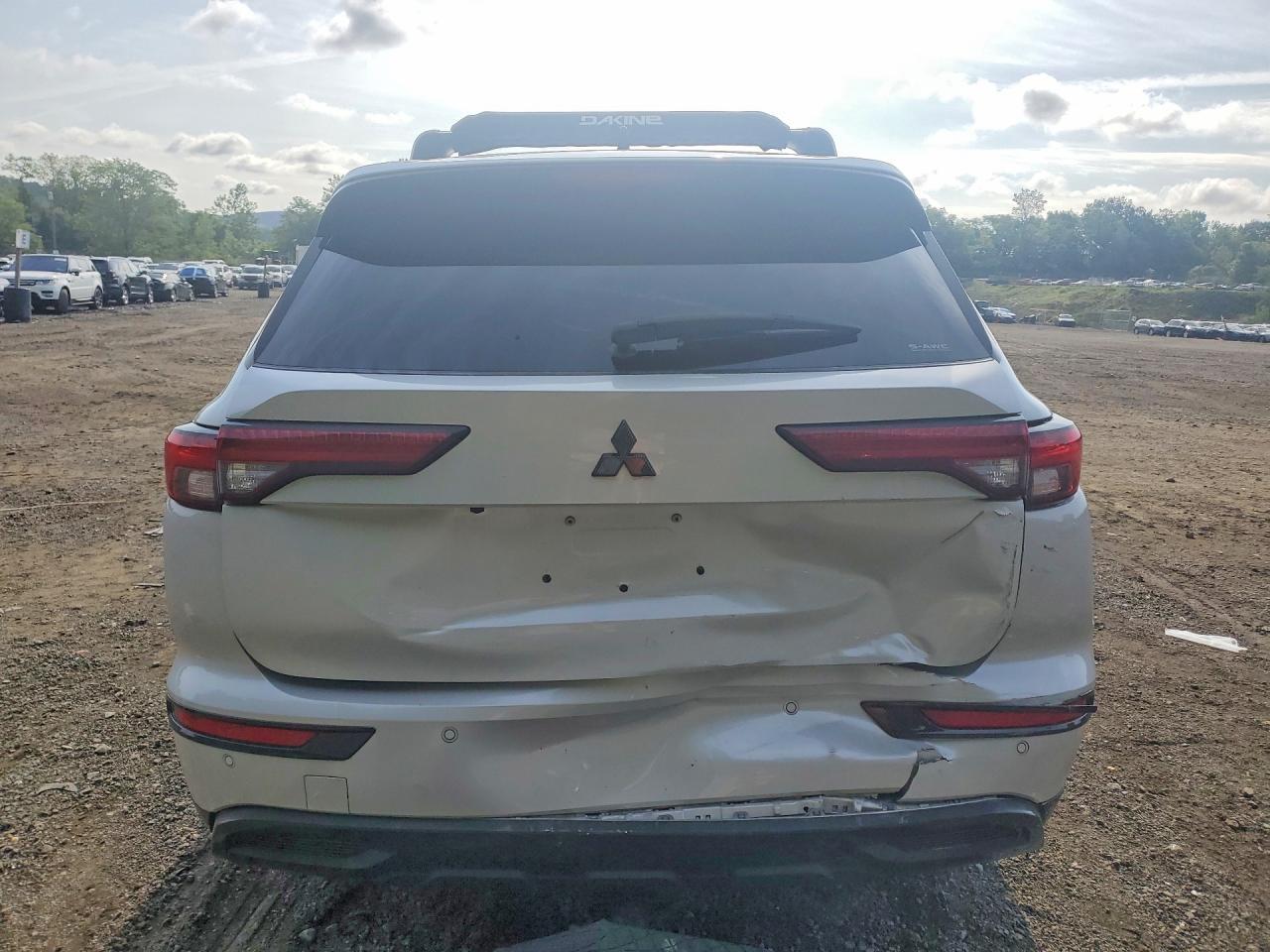 2022 MITSUBISHI OUTLANDER SEL — Фото 6 из 13