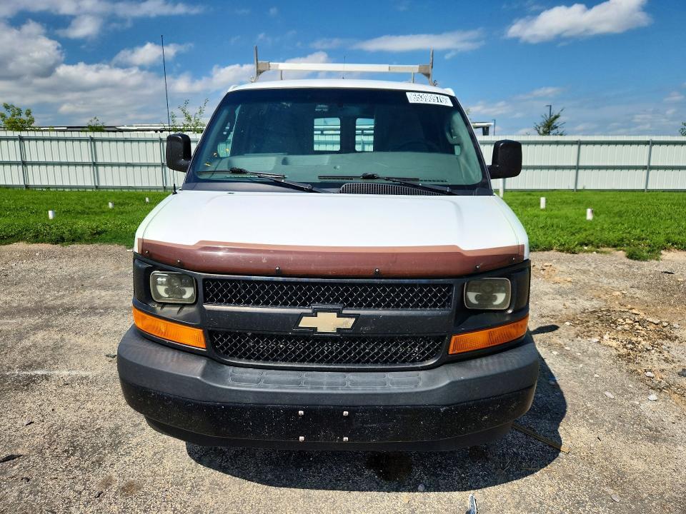 2017 CHEVROLET EXPRESS G3500 — Фото 5 из 12