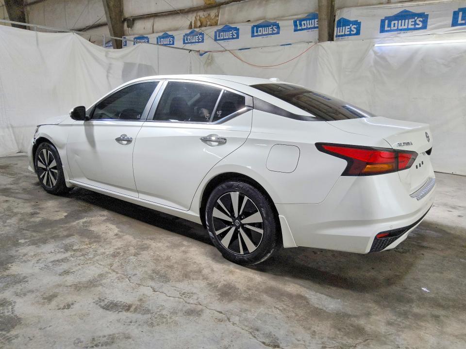 2022 NISSAN ALTIMA SV — Фото 2 из 13