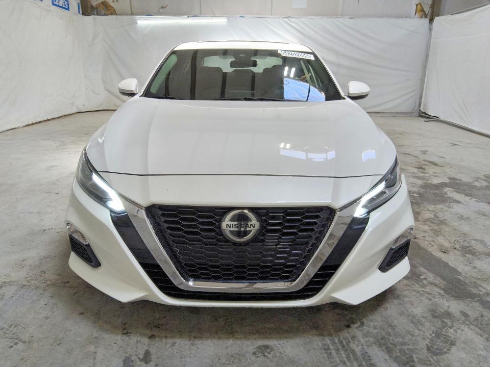 2022 NISSAN ALTIMA SV — Фото 5 из 13