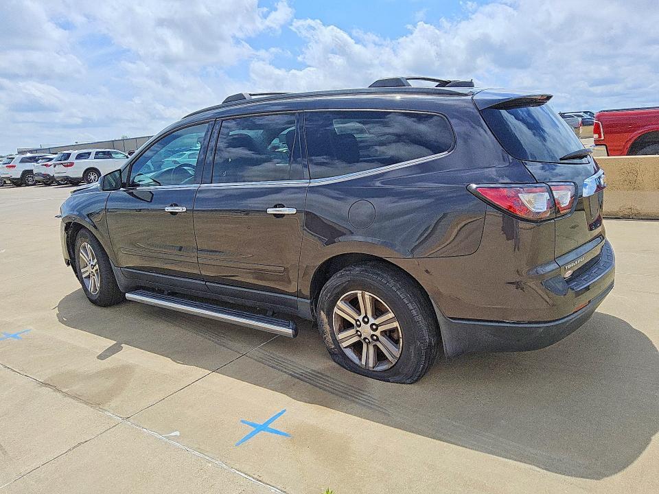2017 CHEVROLET TRAVERSE LT — Фото 2 из 13