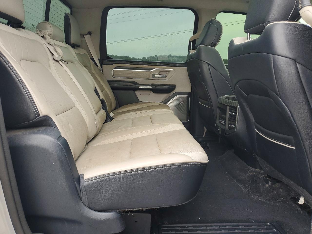 2022 RAM 1500 LIMITED — Фото 10 из 12