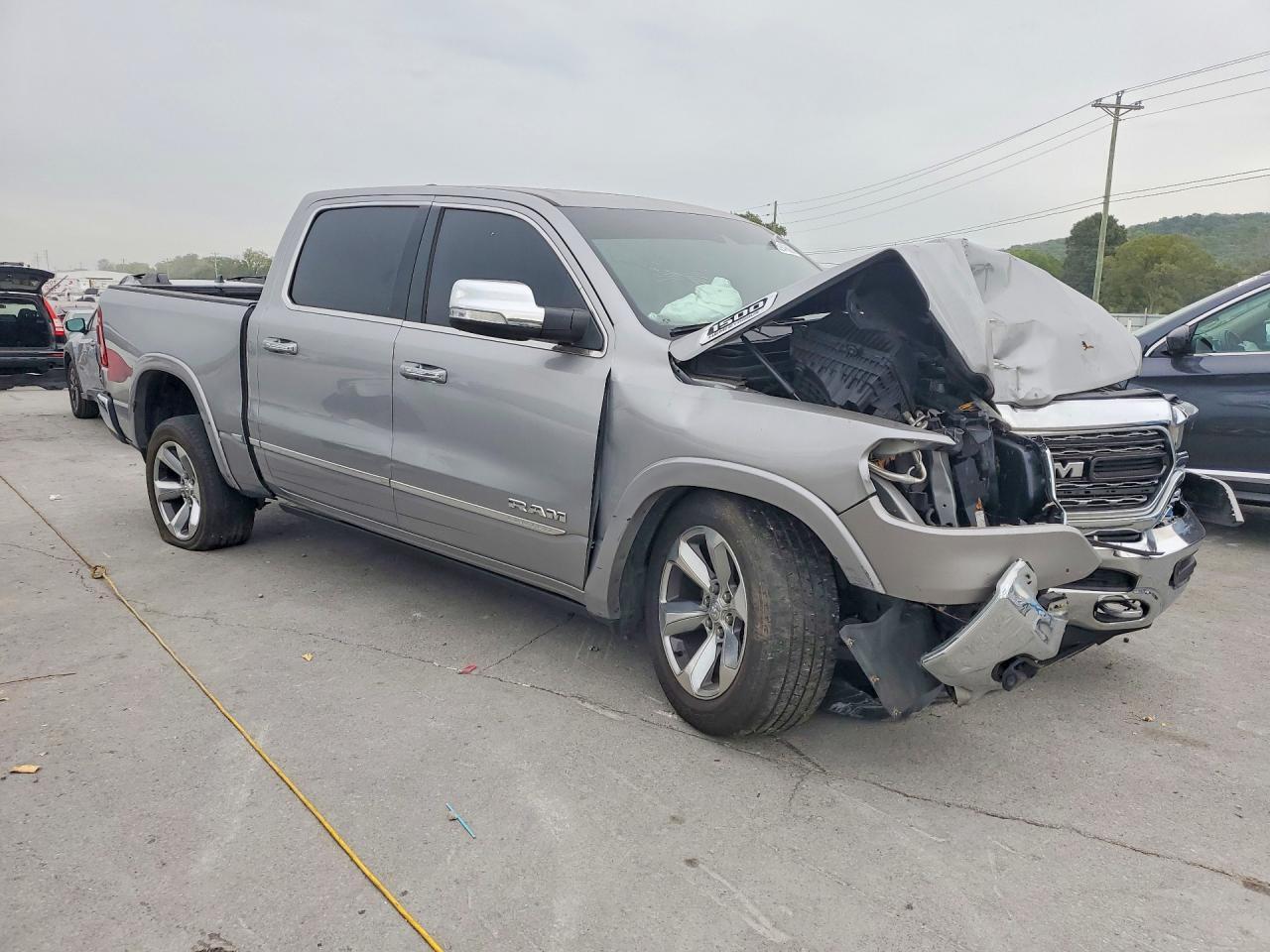 2022 RAM 1500 LIMITED — Фото 4 из 12