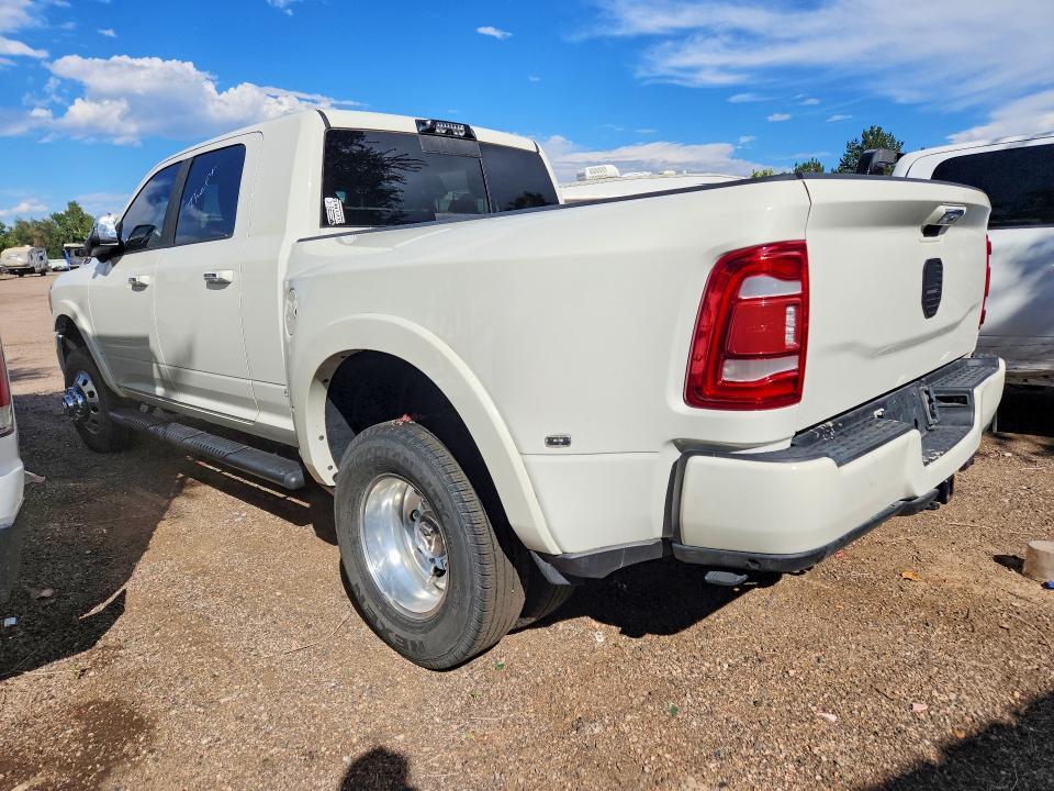 2022 RAM 3500 LARAMIE — Фото 2 из 12