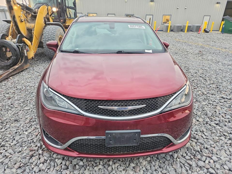 2017 CHRYSLER PACIFICA TOURING L — Фото 5 из 13