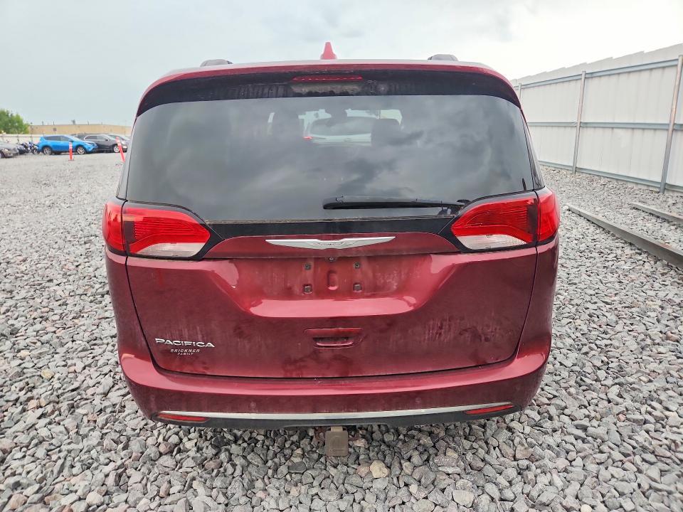 2017 CHRYSLER PACIFICA TOURING L — Фото 6 из 13