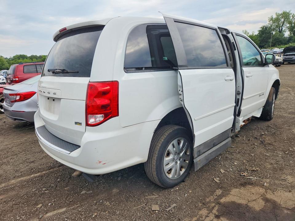 2017 DODGE GRAND CARAVAN SE — Фото 3 из 13