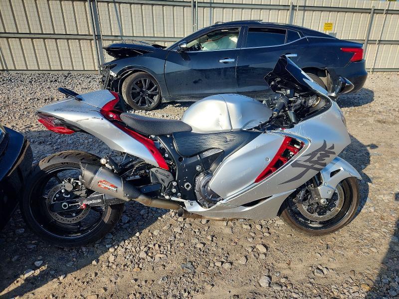 2022 SUZUKI GSX1300 JS1EJ11B0N7100780