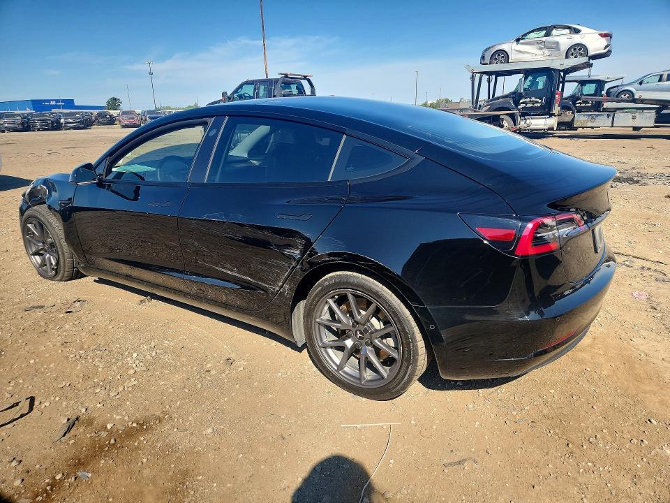 2022 TESLA MODEL 3 — Фото 2 из 12