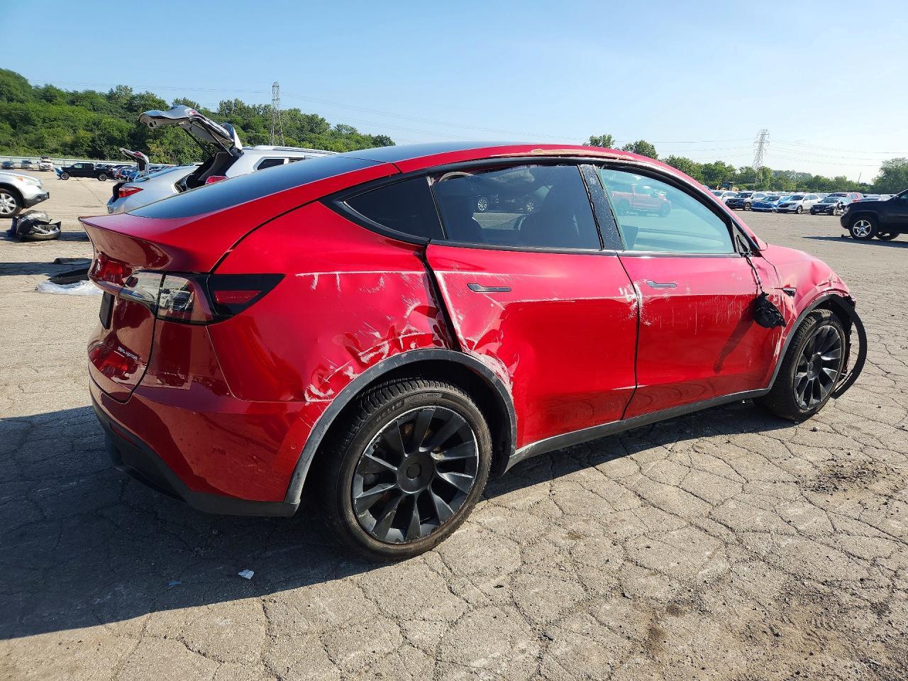 2022 TESLA MODEL Y — Фото 3 из 13