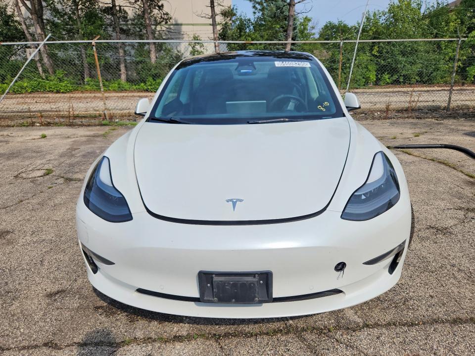 2022 TESLA MODEL 3 — Фото 5 из 12