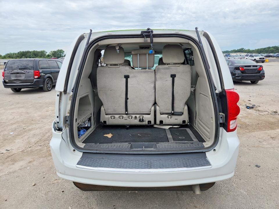 2017 DODGE GRAND CARAVAN SE — Фото 6 из 13