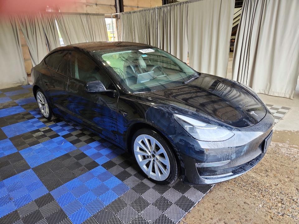 2022 TESLA MODEL 3 — Фото 3 из 11