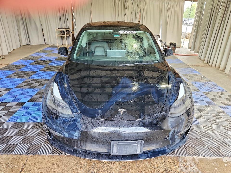 2022 TESLA MODEL 3 — Фото 4 из 11
