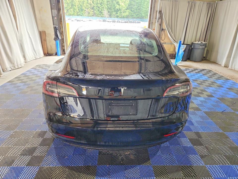 2022 TESLA MODEL 3 — Фото 5 из 11