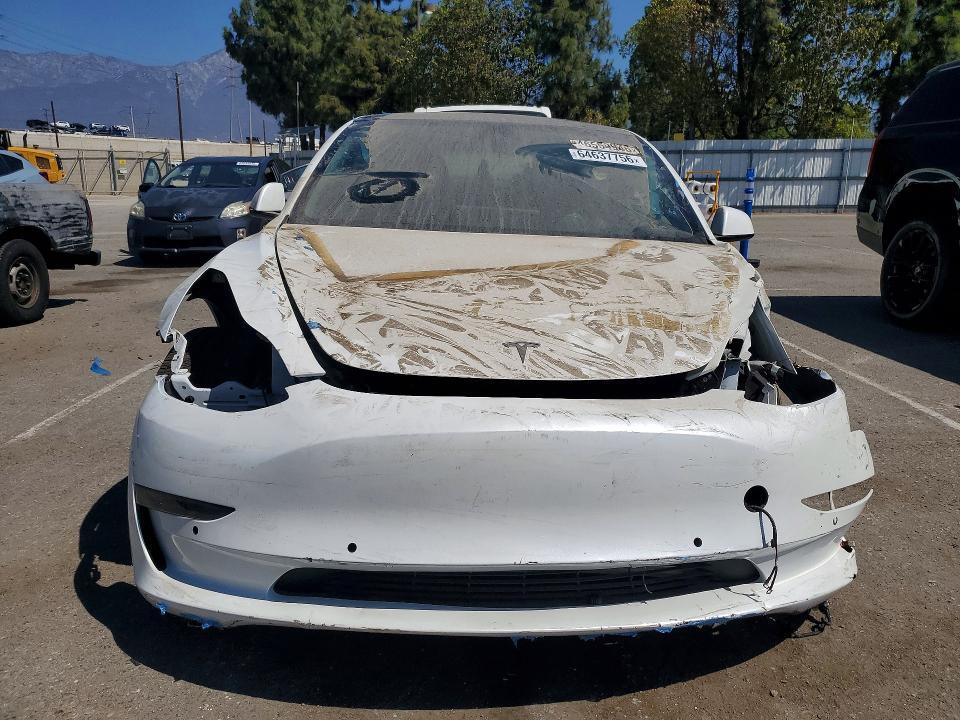 2022 TESLA MODEL 3 — Фото 5 из 12
