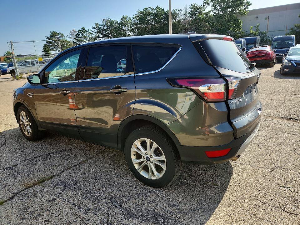 2017 FORD ESCAPE SE — Фото 2 из 13