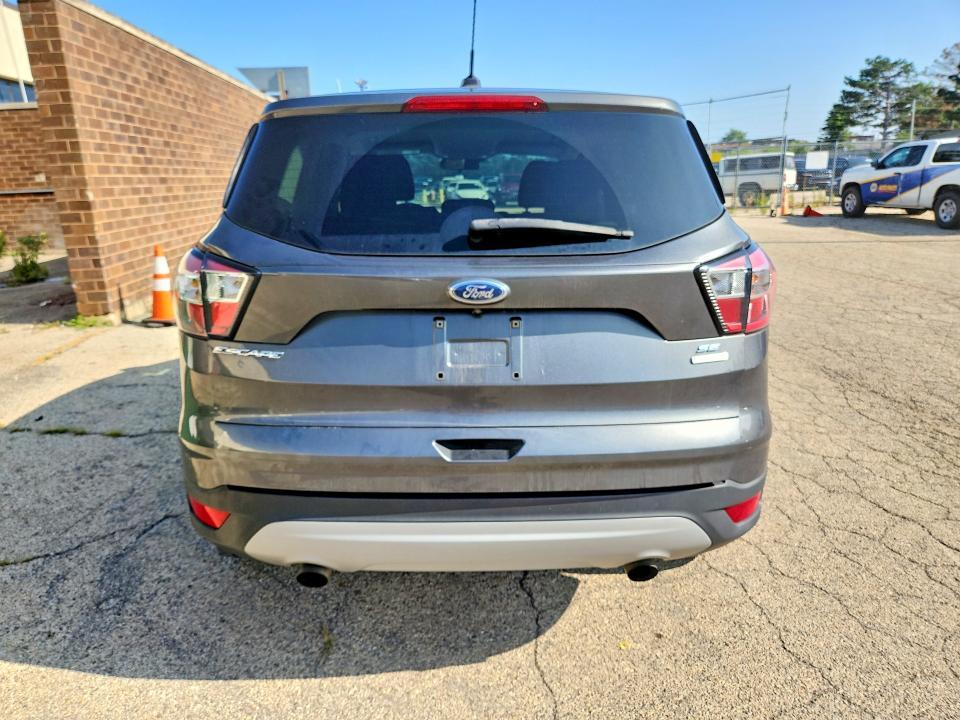2017 FORD ESCAPE SE — Фото 6 из 13