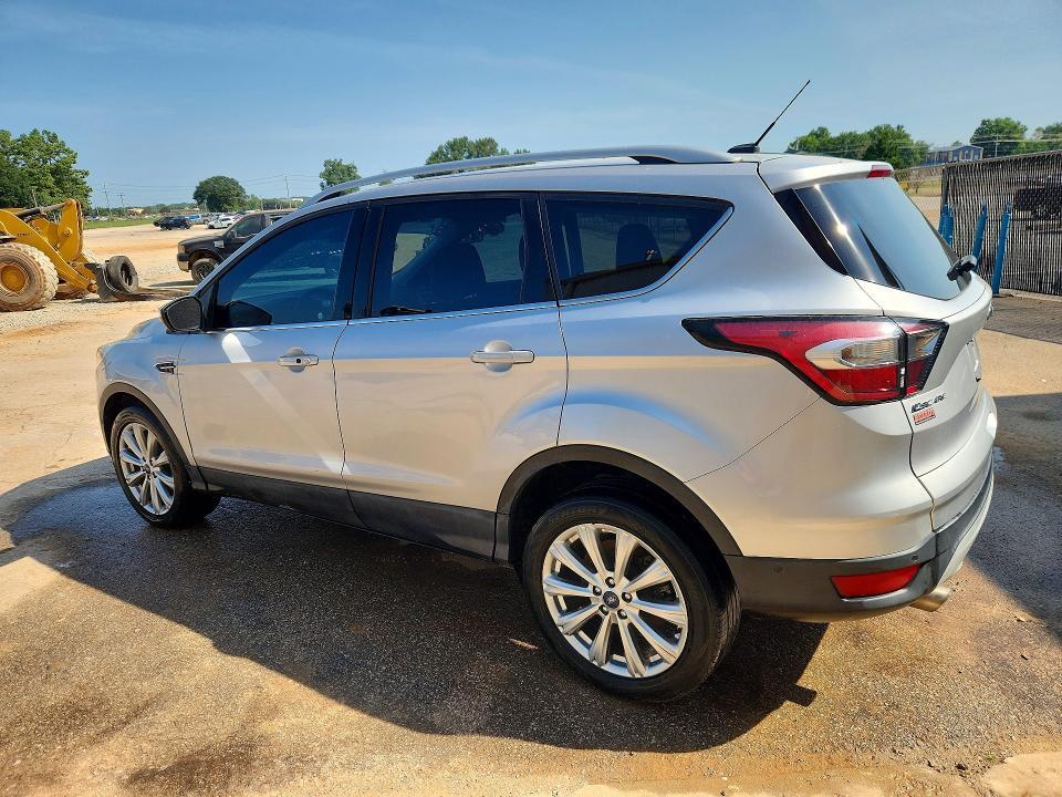 2017 FORD ESCAPE TITANIUM — Фото 2 из 13