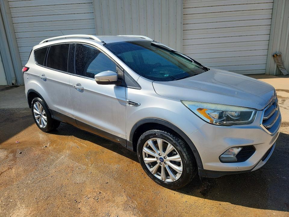 2017 FORD ESCAPE TITANIUM — Фото 4 из 13