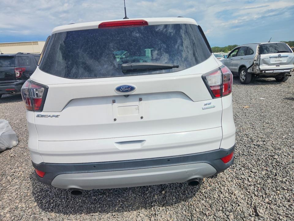 2017 FORD ESCAPE SE — Фото 6 из 11