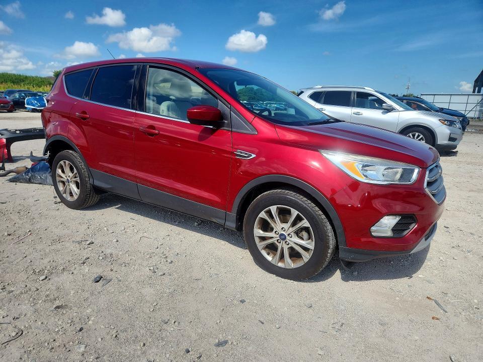 2017 FORD ESCAPE SE — Фото 4 из 14