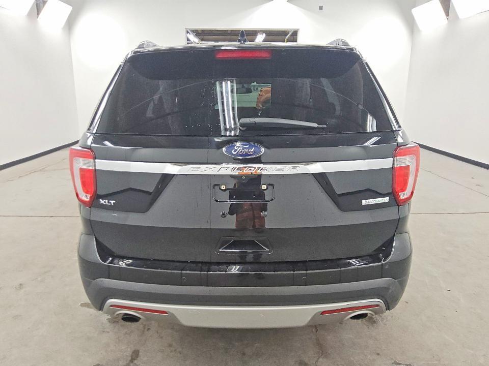 2017 FORD EXPLORER XLT — Фото 6 из 14
